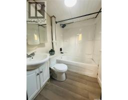 1235 12th Avenue, Regina, SK S4P0L2 Photo 11