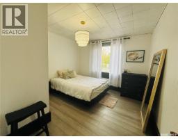 1235 12th Avenue, Regina, SK S4P0L2 Photo 9