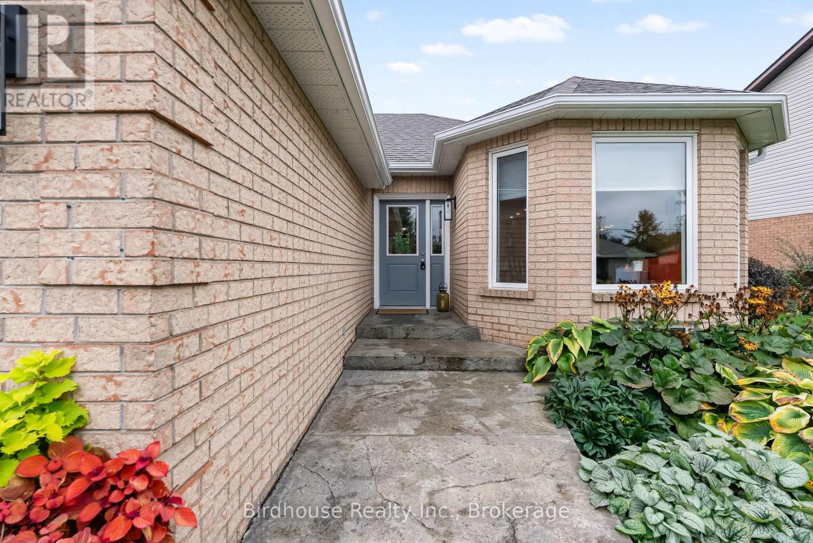 25 Kirkconnell Road, Kawartha Lakes, ON photo 4