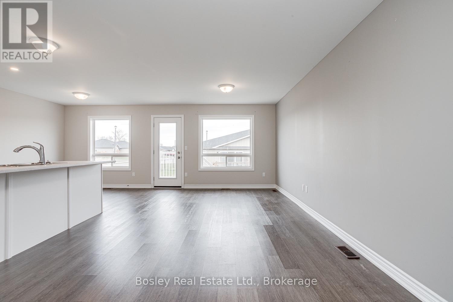 11 Tolman Street, Brighton, ON photo 11