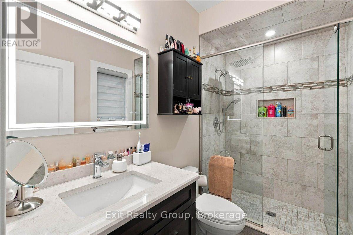 46 Birchmount Street, Quinte West, ON photo 22