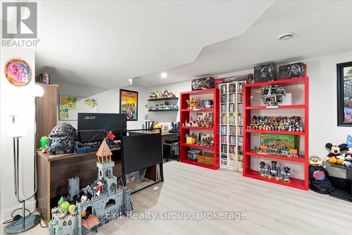 46 Birchmount Street, Quinte West, ON photo 31