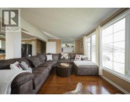 133 Whiteoak Garden, Fort Mcmurray, AB T9K1A7 Photo 16