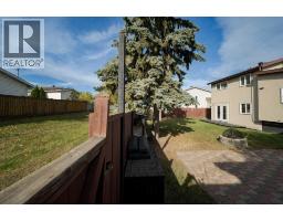 133 Whiteoak Garden, Fort Mcmurray, AB T9K1A7 Photo 46