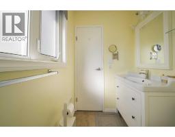 133 Whiteoak Garden, Fort Mcmurray, AB T9K1A7 Photo 29