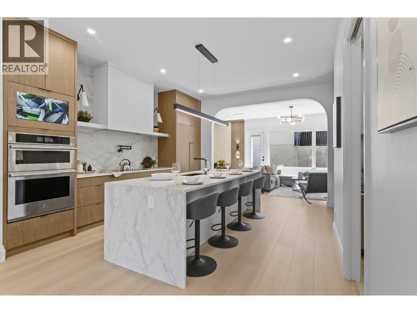 1 5459 FORGLEN DRIVE, Burnaby - Image 1