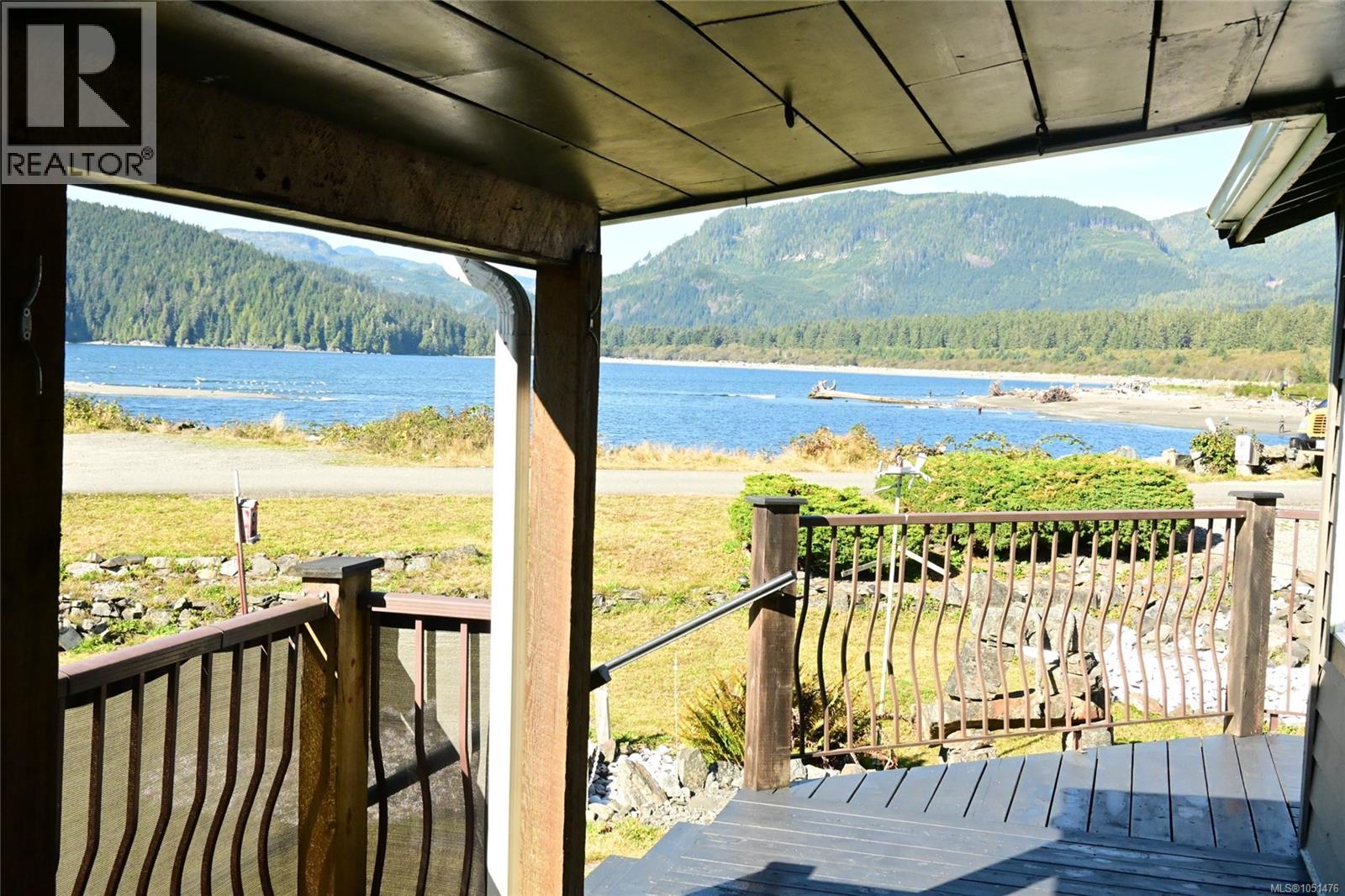 16985 Clo-oose Pl, Port Renfrew