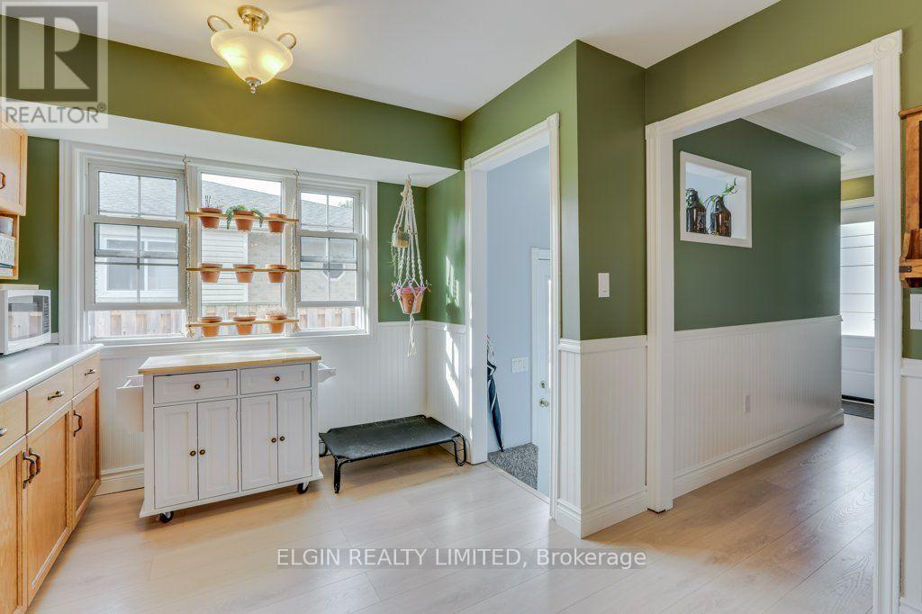 27 CARRIE CRESCENT - 11