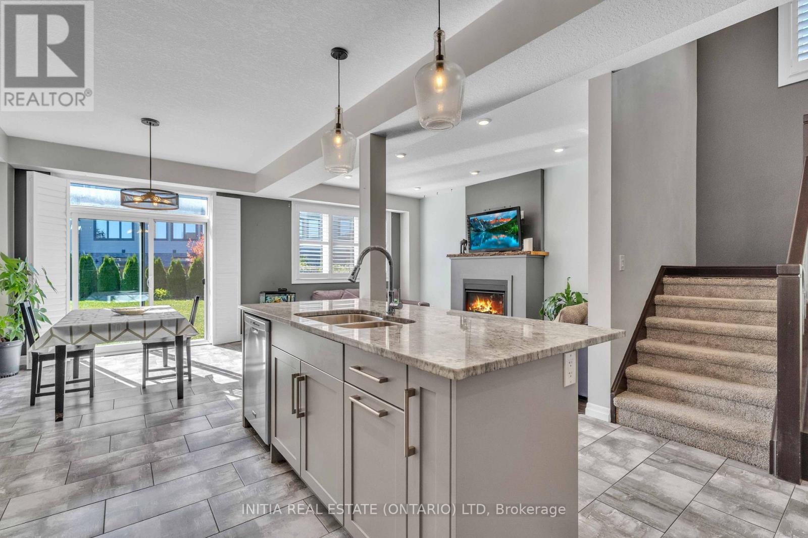 571 FREEPORT STREET - Image 8