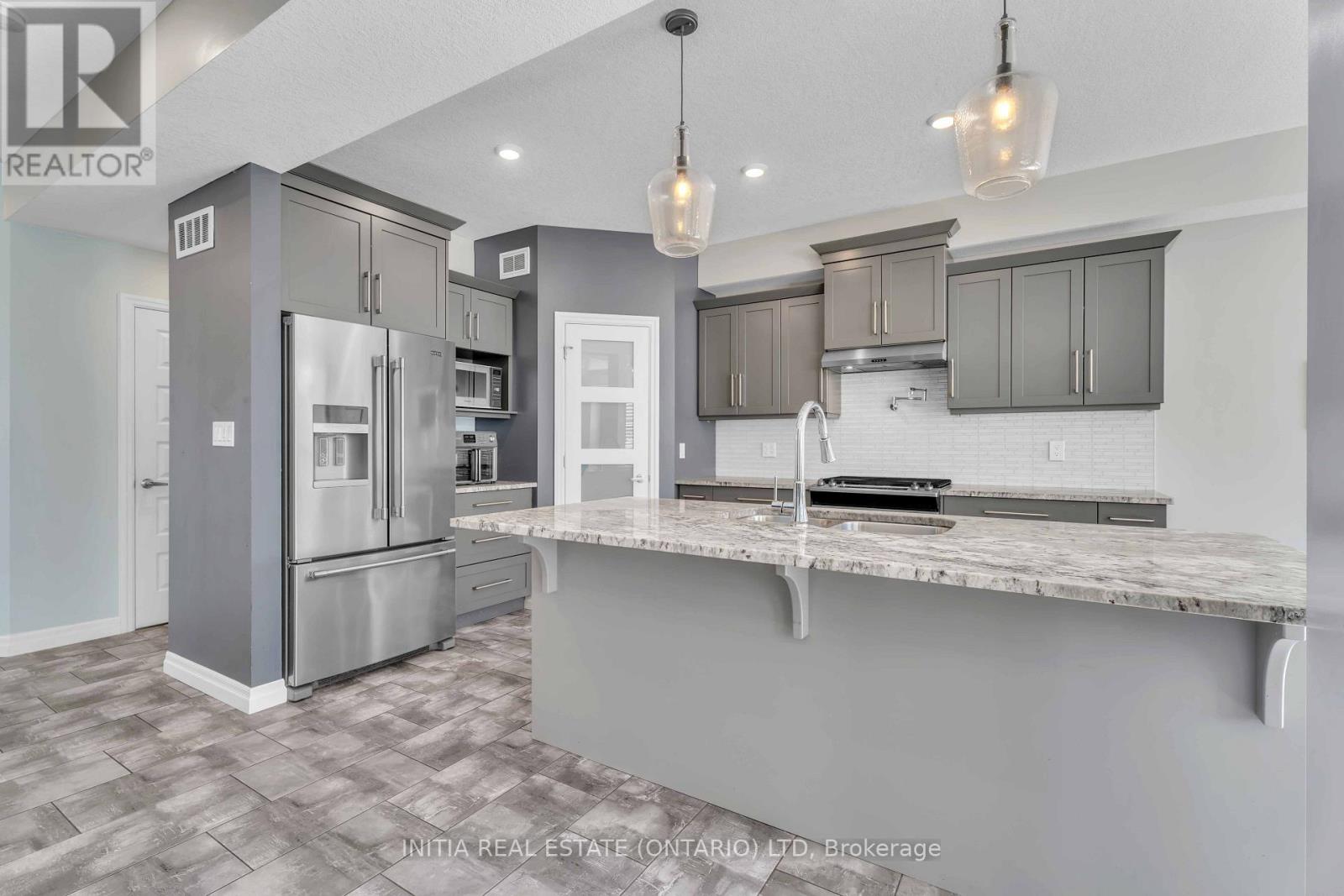 571 FREEPORT STREET - Image 9