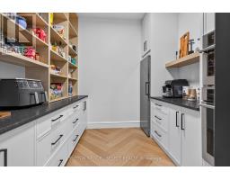 Primary Bedroom - 971 Wellington Street, London East, ON N6A3T3 Photo 14