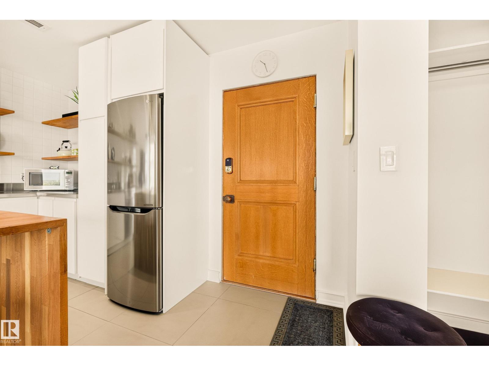 #806 10134 100 ST NW - Image 16