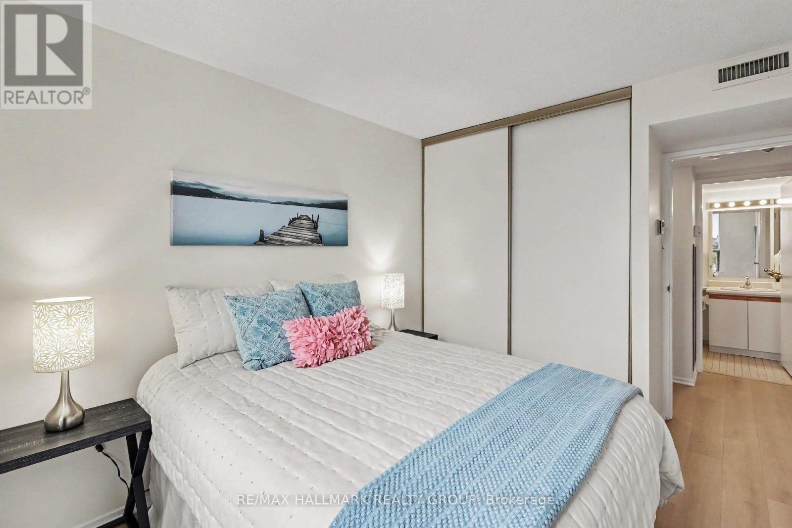 #902 200 LAFONTAINE AVENUE - Image 19