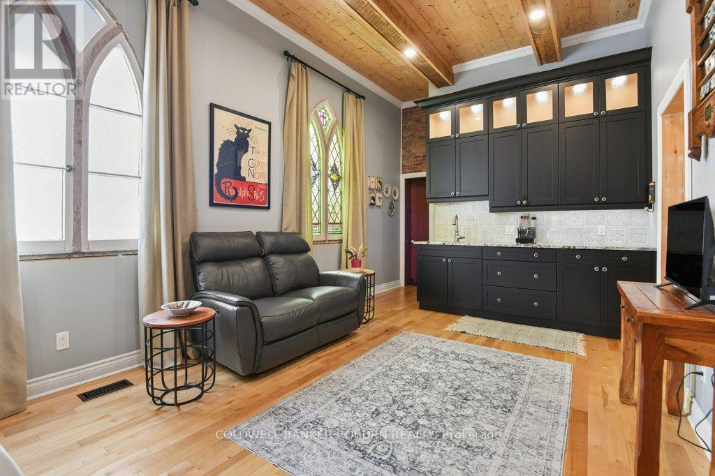 22 FIRST STREET - Image 17
