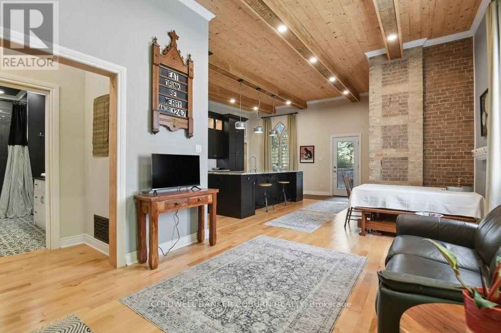 22 FIRST STREET - Image 19