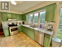 2 Tunbridge Court, Ottawa, ON K2E7J8 Photo 12