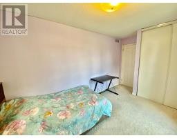 2 Tunbridge Court, Ottawa, ON K2E7J8 Photo 25