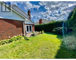2 Tunbridge Court, Ottawa, ON K2E7J8 Photo 35