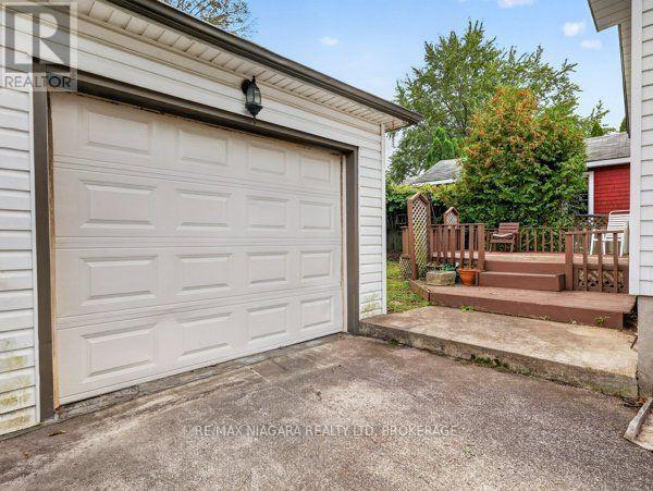 4758 RYERSON CRESCENT - 20
