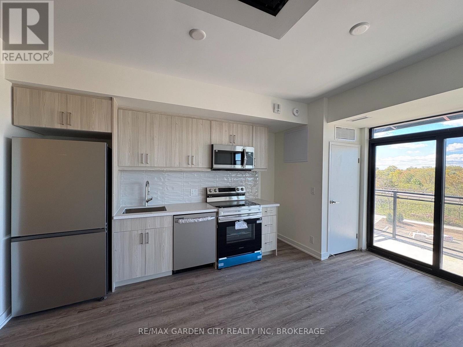#326 350 PRINCE CHARLES DRIVE - Image 5