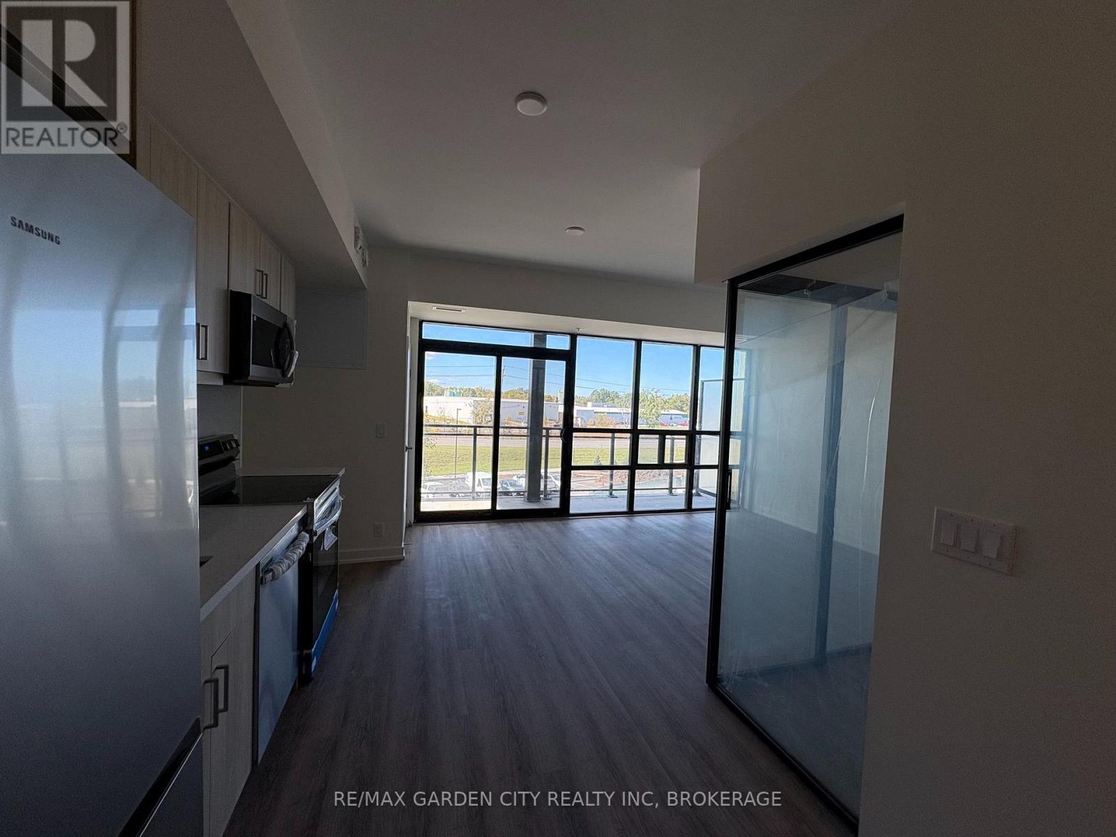 #326 350 PRINCE CHARLES DRIVE - 9