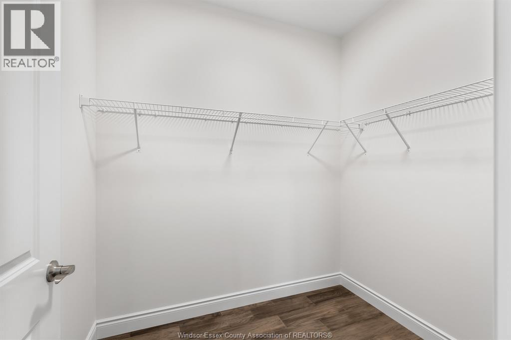 218 McLellan Avenue - 21