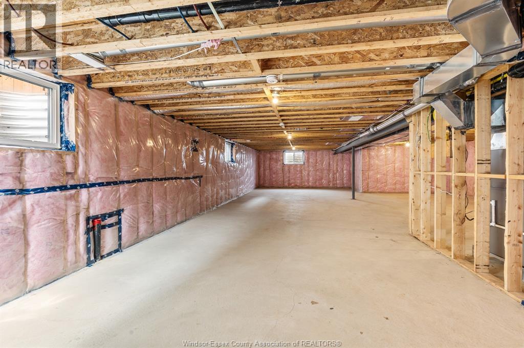 218 McLellan Avenue - Image 32