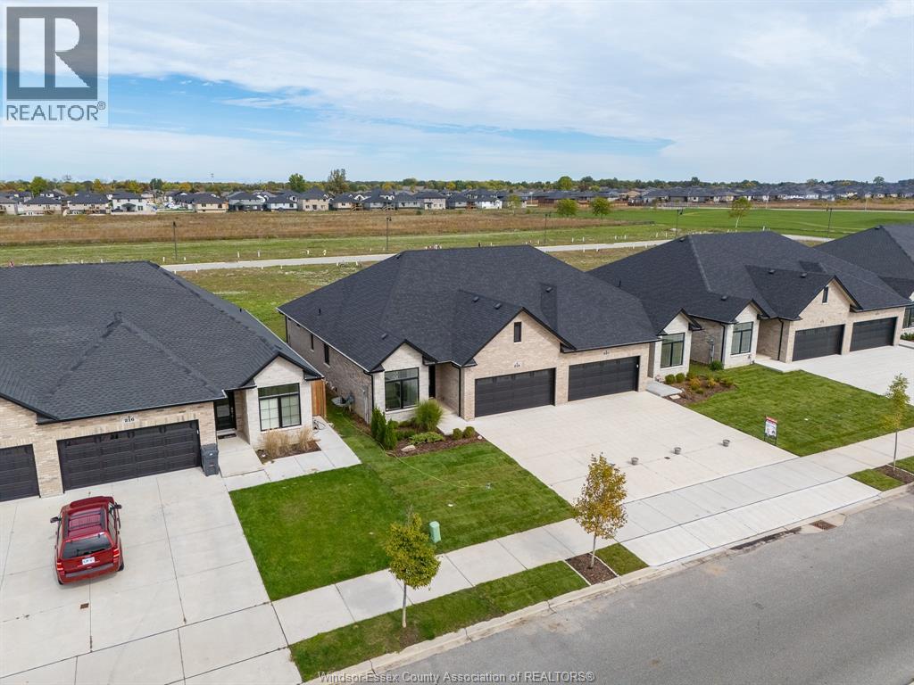 218 McLellan Avenue - 38