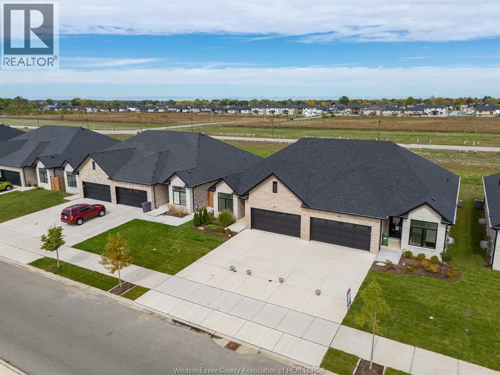 218 McLellan Avenue - Image 39