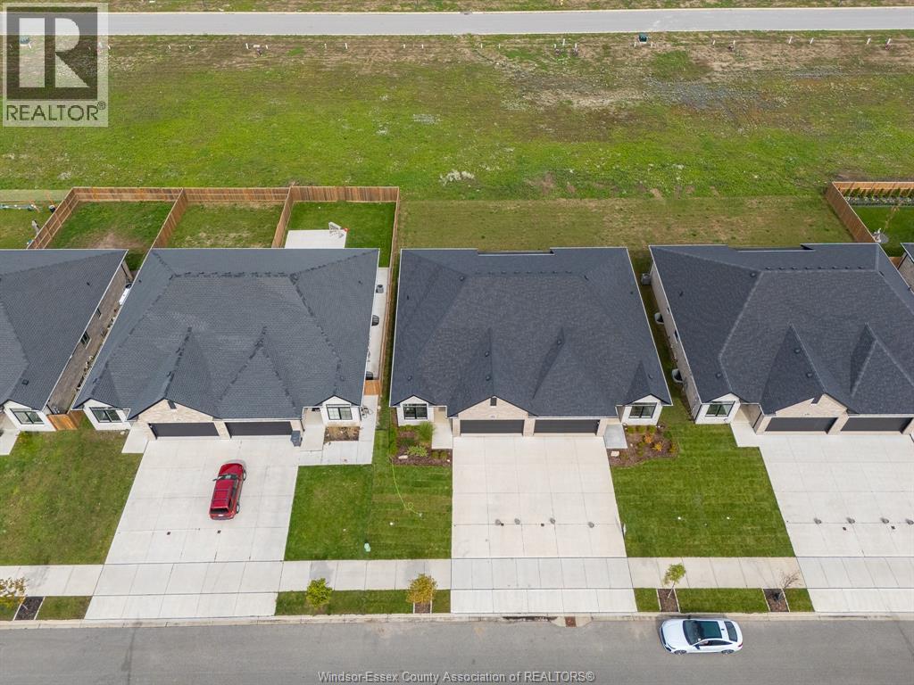218 McLellan Avenue - 40