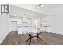 Foyer - 218 Mclellan Avenue, Amherstburg, ON N9V0H1 Photo 10