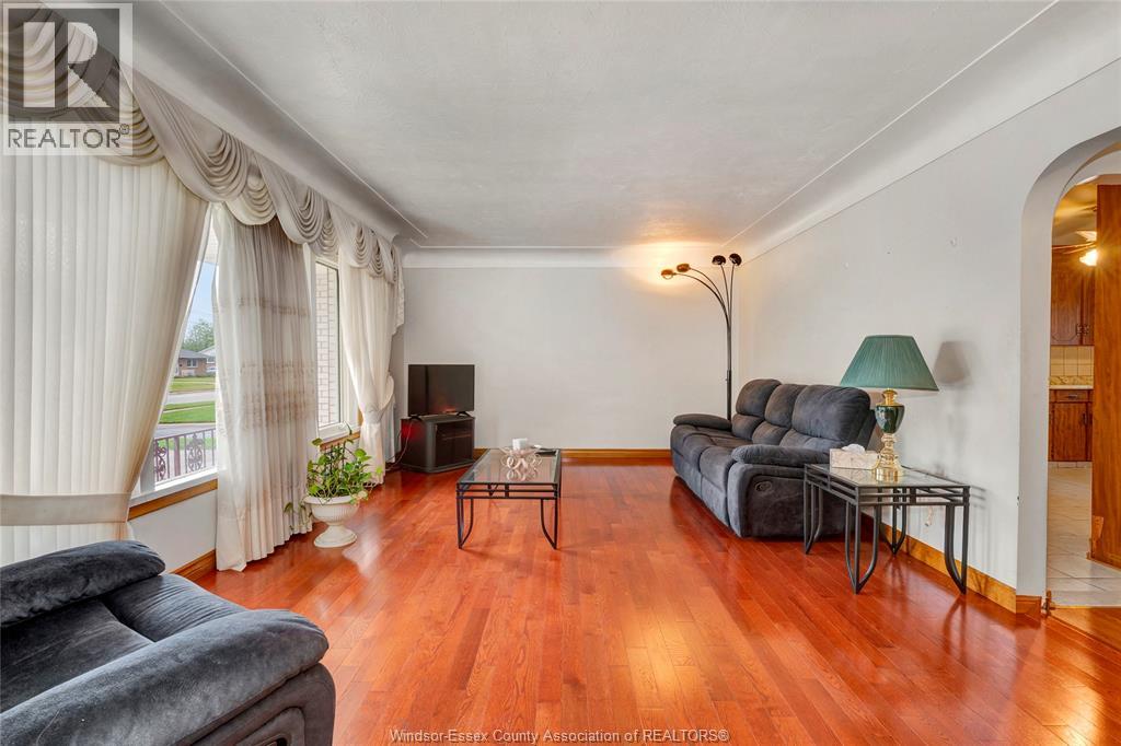 16 PULFORD - Image 4