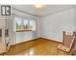 Living room - 16 Pulford, Leamington, ON N8H2J3 Photo 12