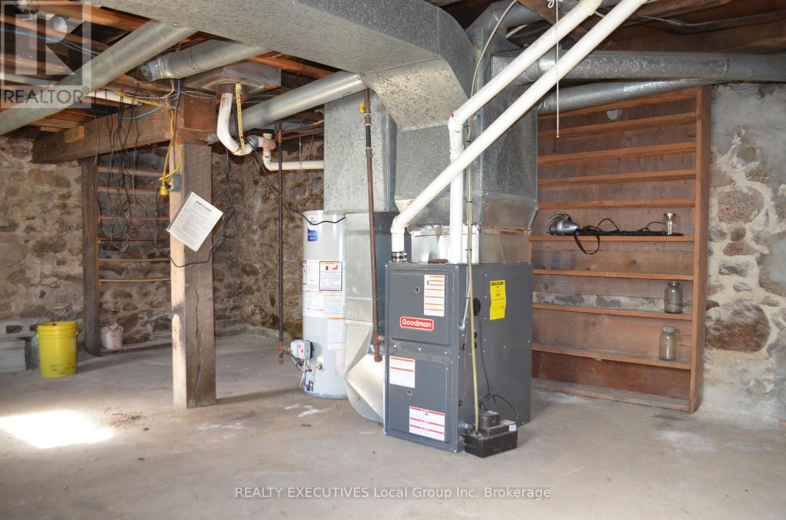 2 MILL STREET - Image 38