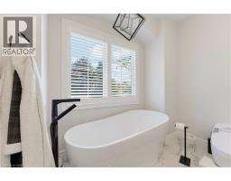 70 Deer Ridge Crescent, Kitchener, ON N2P2L2 Photo 18