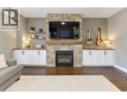 31 Elmbank Trail, Kitchener, ON N2R0B3 Photo 16