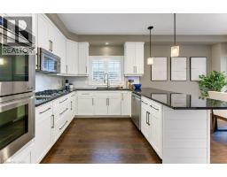 31 Elmbank Trail, Kitchener, ON N2R0B3 Photo 22
