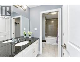 31 Elmbank Trail, Kitchener, ON N2R0B3 Photo 32
