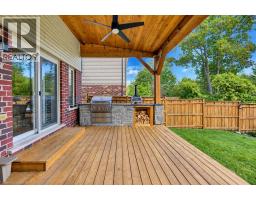 31 Elmbank Trail, Kitchener, ON N2R0B3 Photo 42
