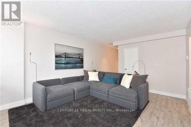1107- 30 Gloucester Street, Toronto, ON photo 2