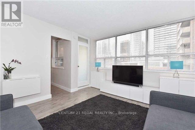 1107- 30 Gloucester Street, Toronto, ON photo 4