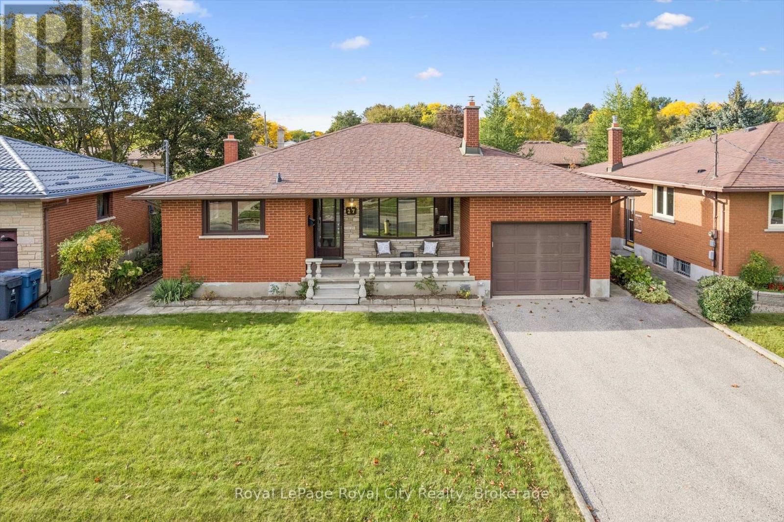 27 PALERMO CRESCENT - 1