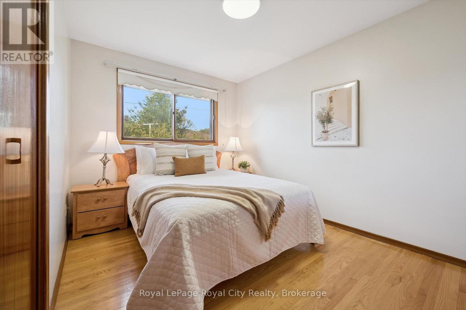 27 PALERMO CRESCENT - 21