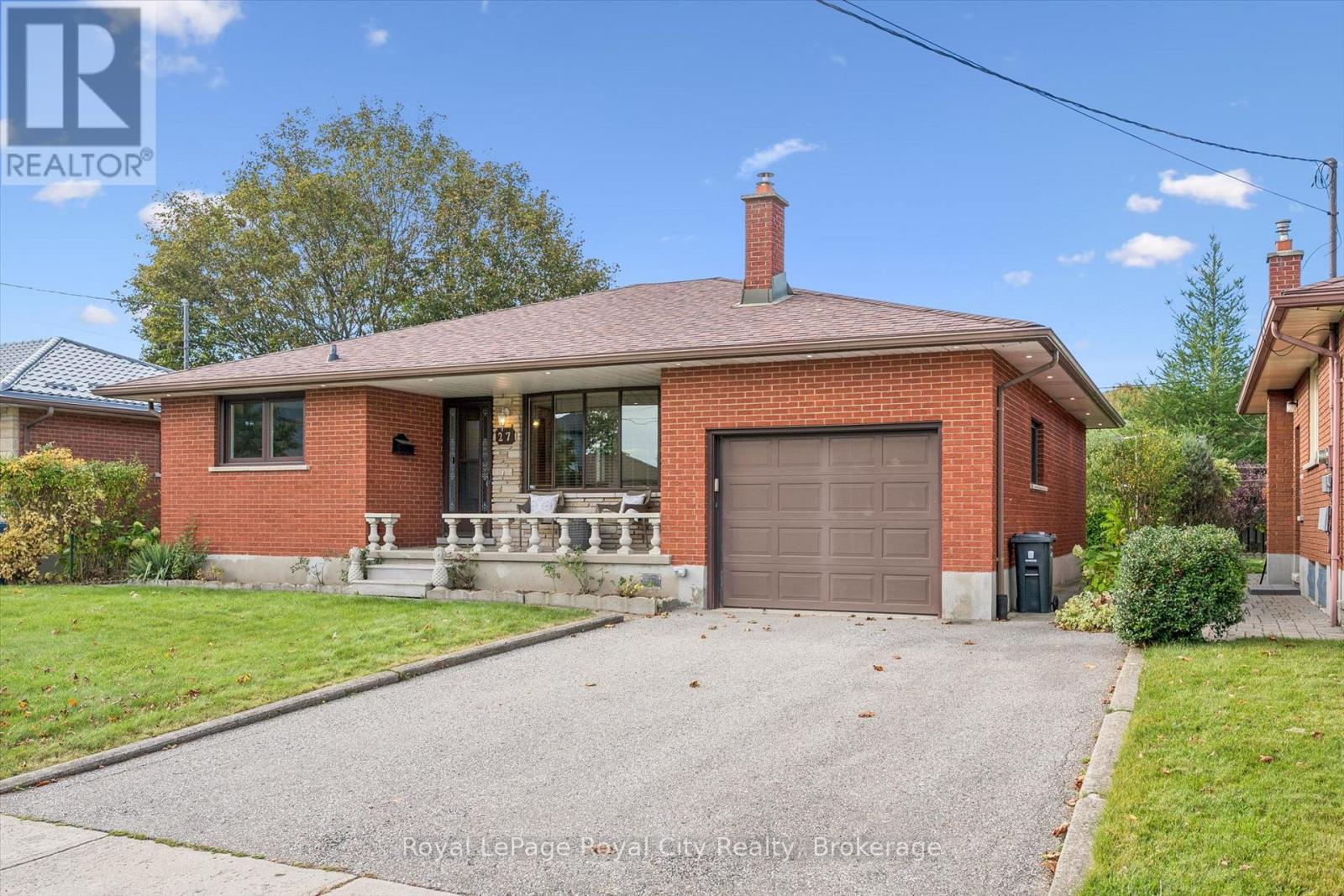 27 PALERMO CRESCENT - 4
