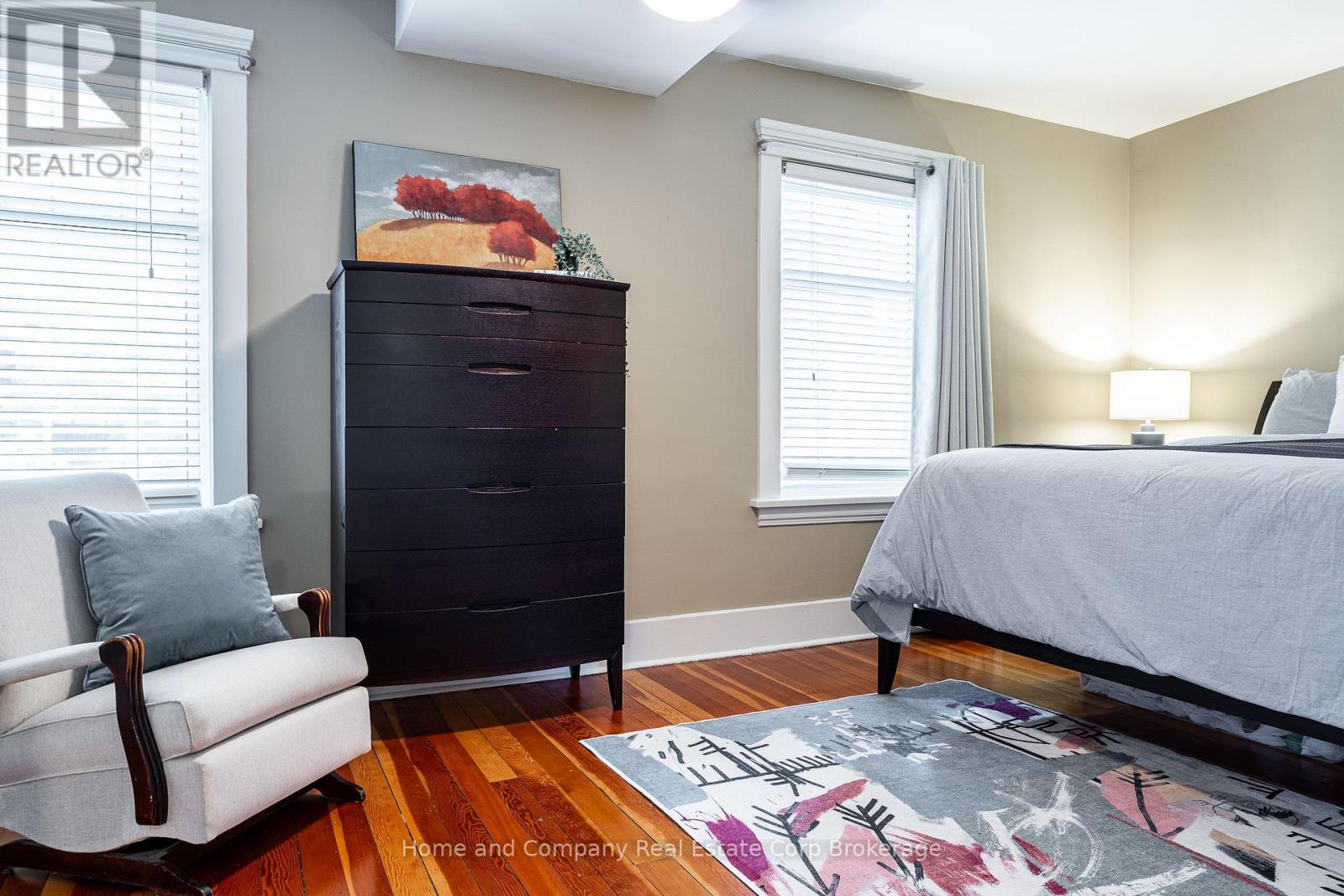 128 CHARLES STREET - Image 22