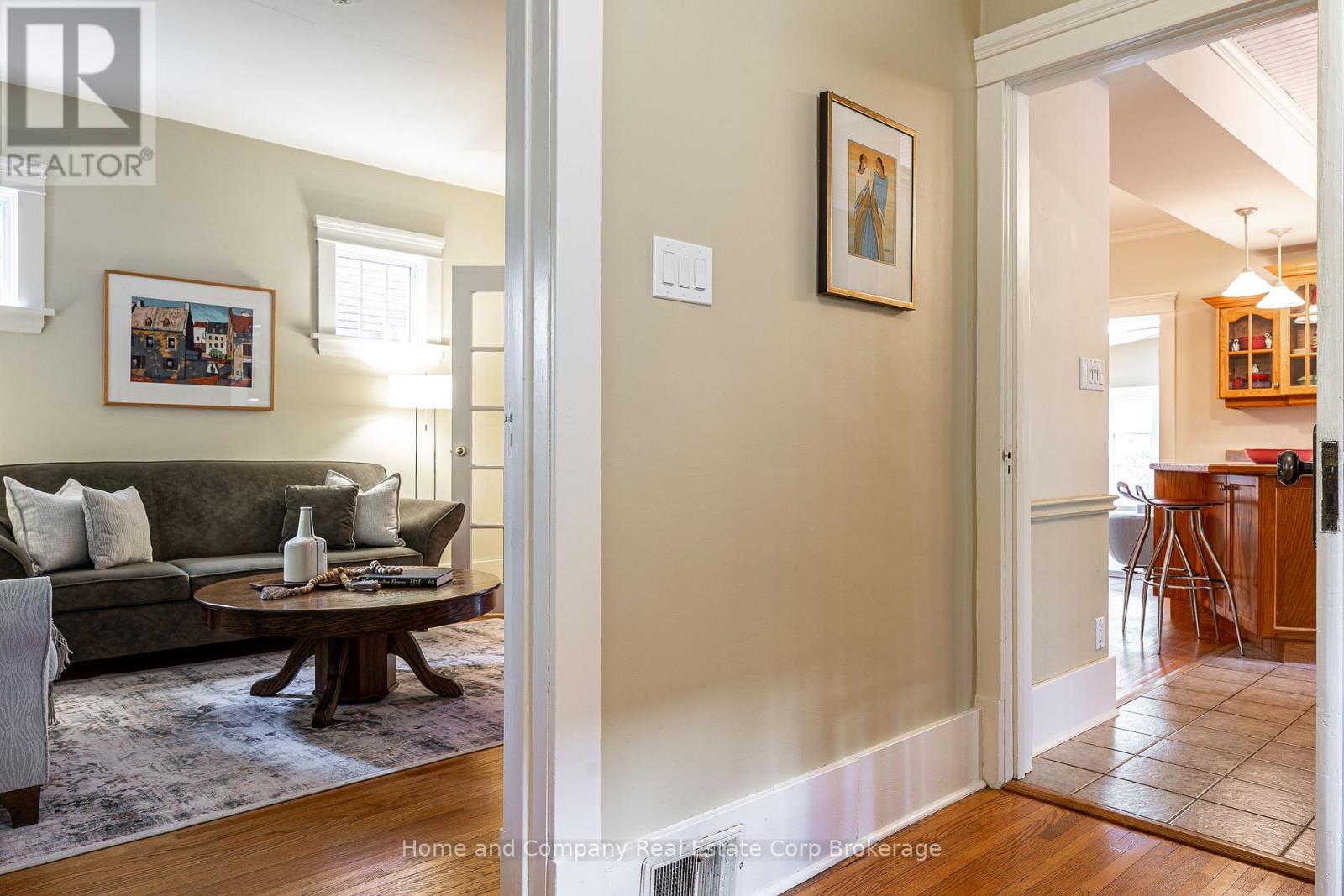 128 CHARLES STREET - Image 6