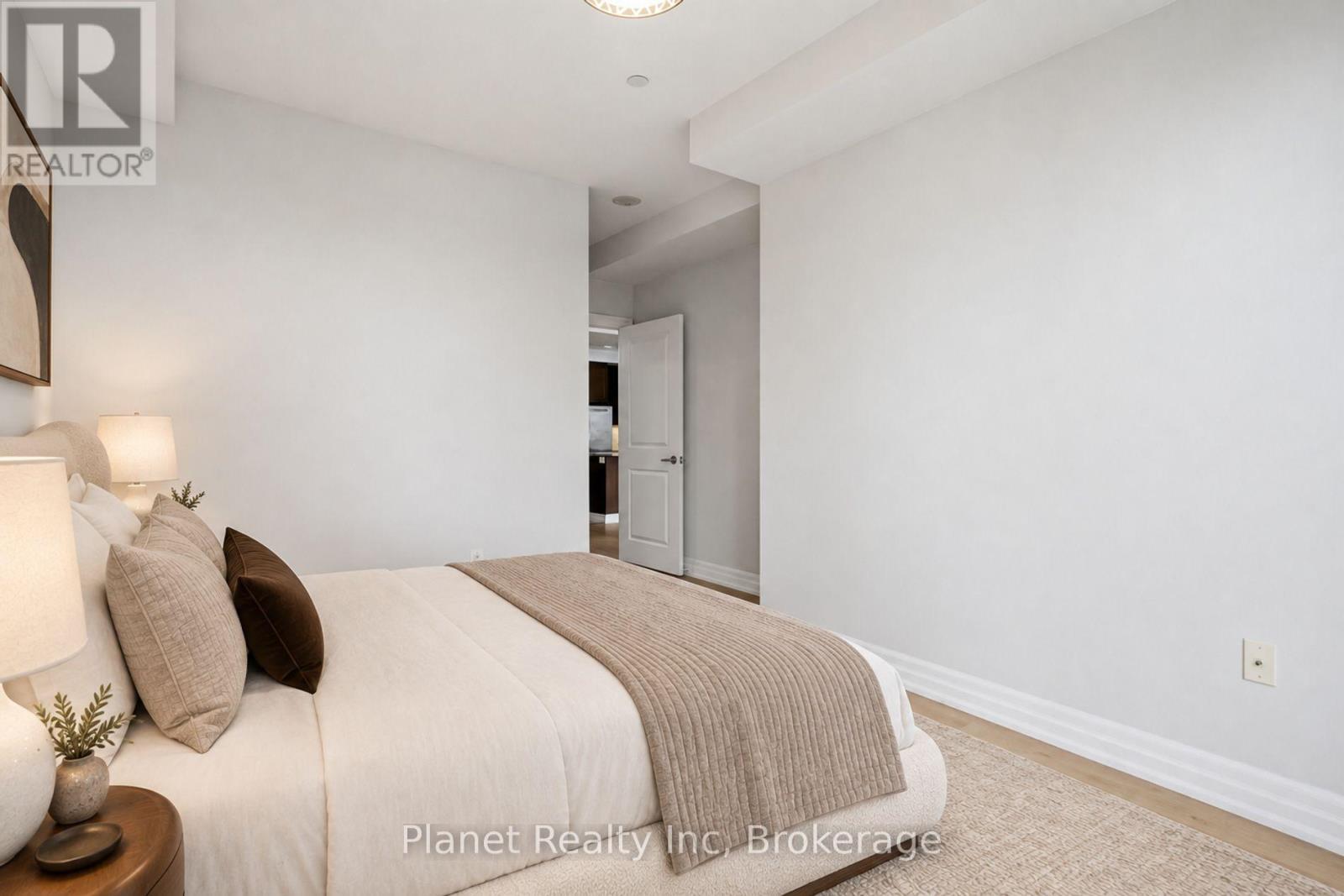 #508 160 MACDONELL STREET - 10