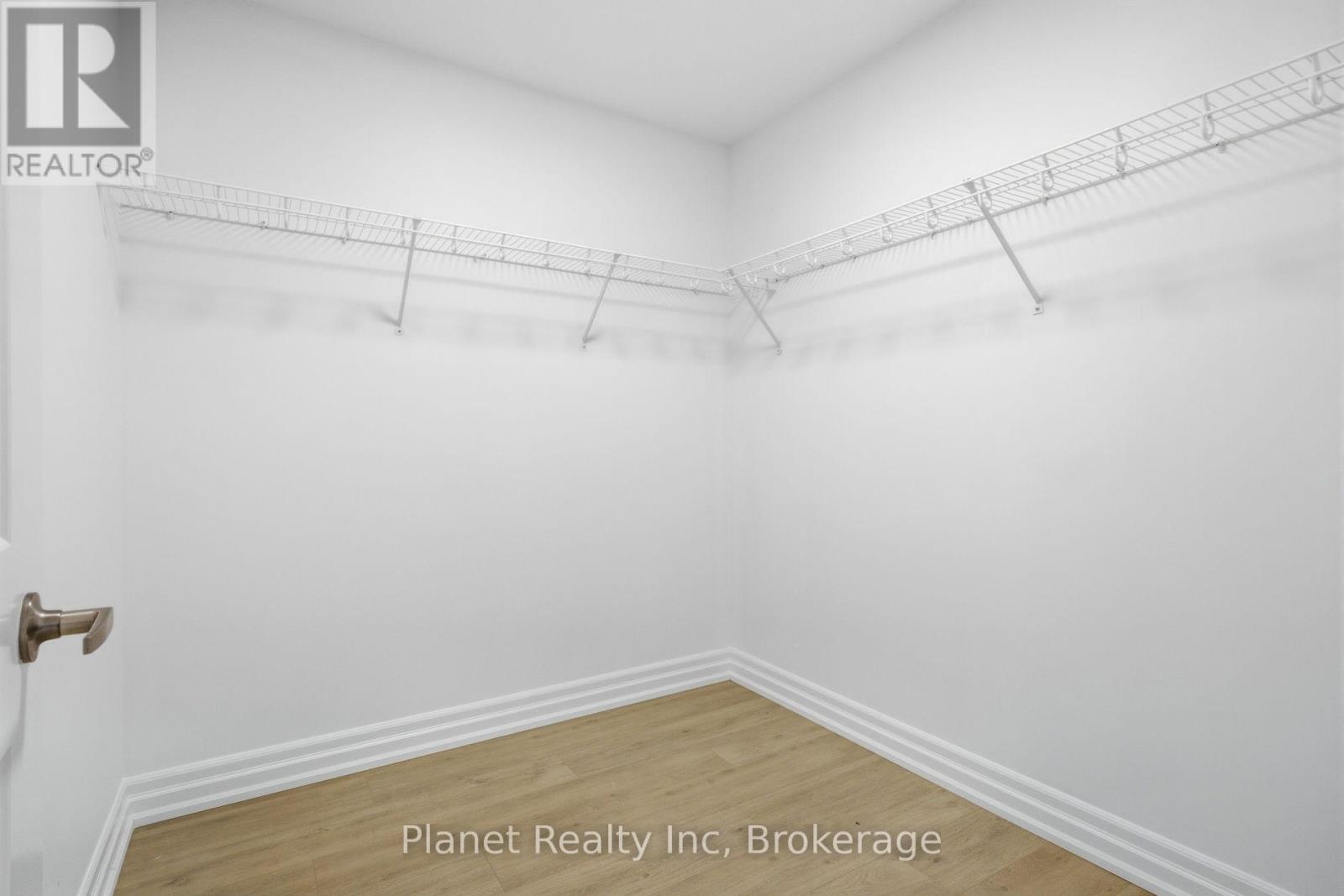 #508 160 MACDONELL STREET - Image 11