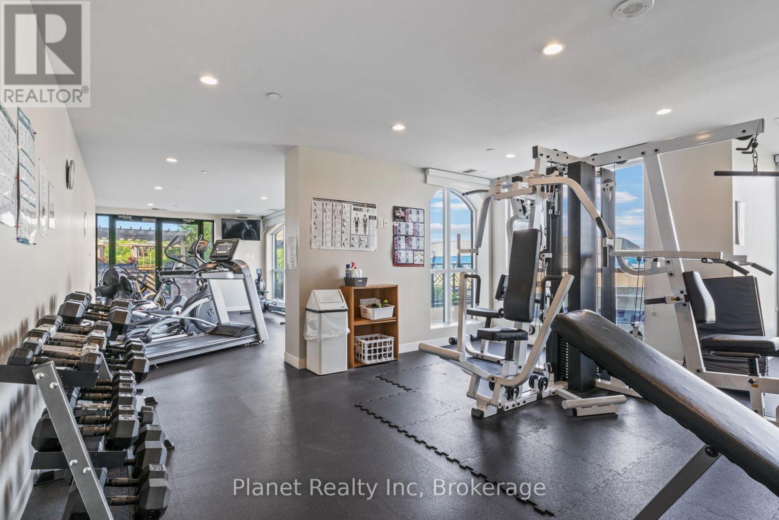 #508 160 MACDONELL STREET - 27