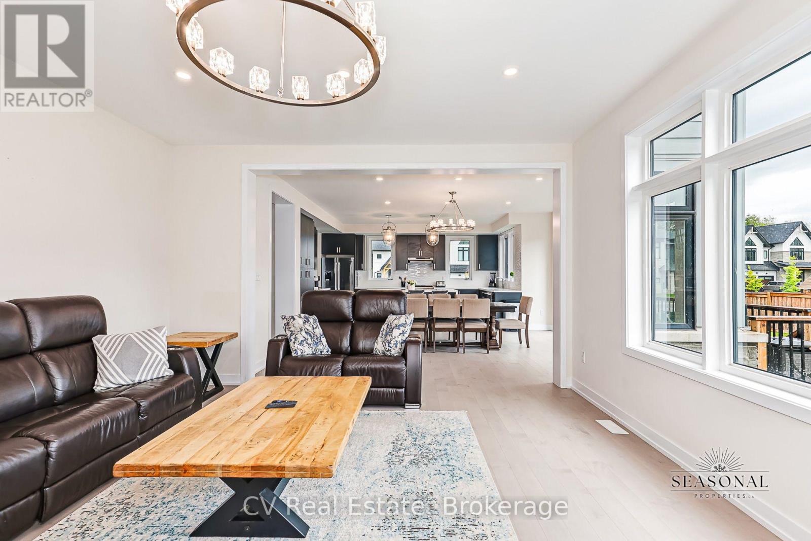 157 SPRINGSIDE CRESCENT - Image 17